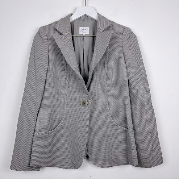 Armani Collezioni Jackets & Blazers - ARMANI COLLEZIONI Single Button Blazer
